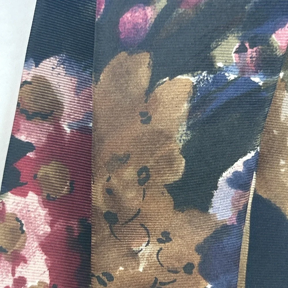 Vintage Navy Blue Italian Silk Tie L'Atelier Floral Abstract Made In USA